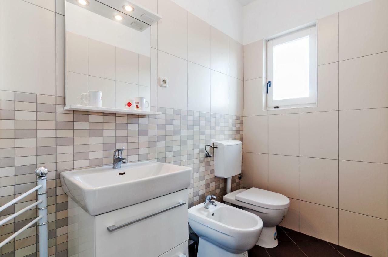Apartmani Labud ซูโกชัน ภายนอก รูปภาพ